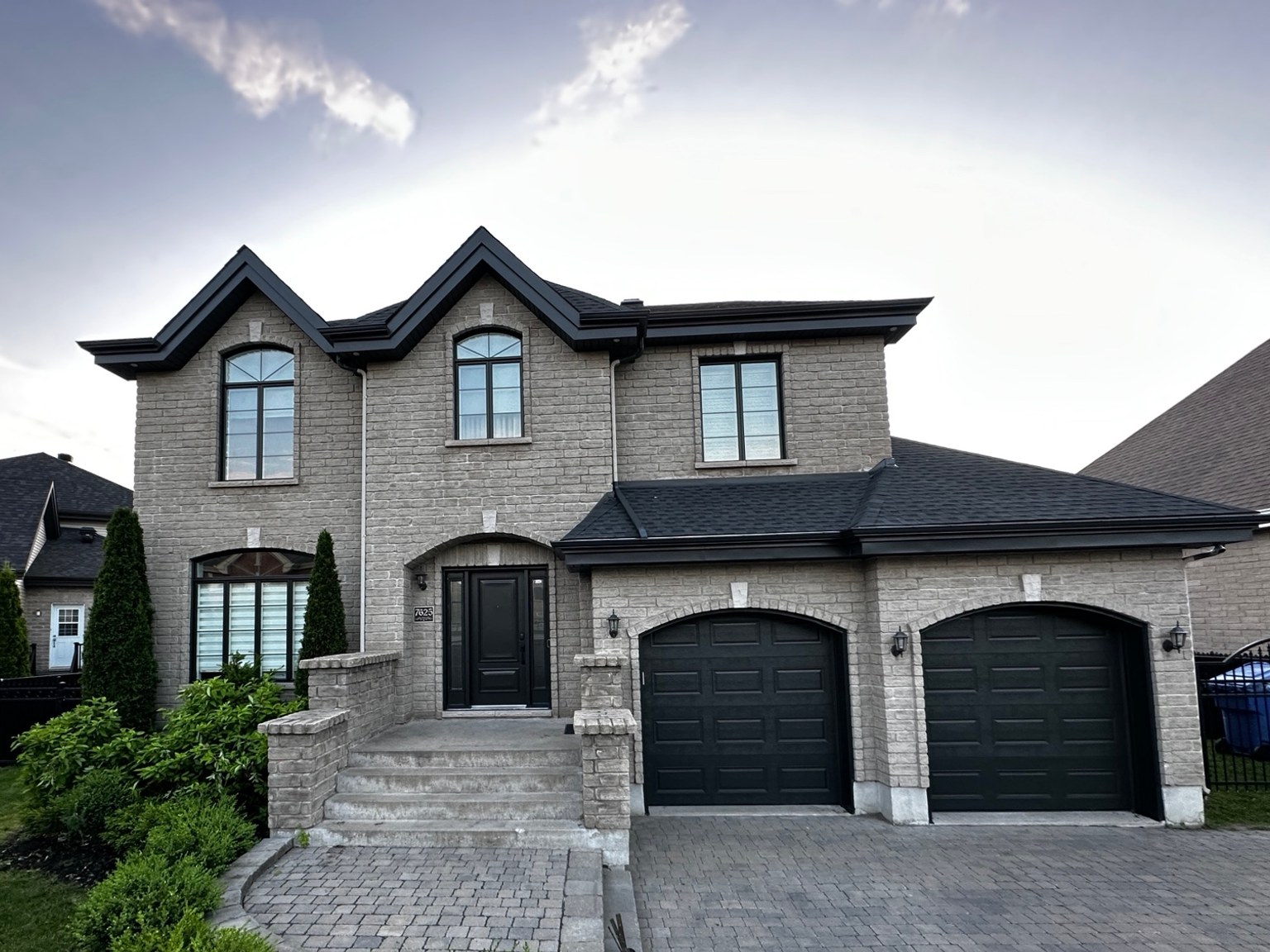 House exterior after Prime Spray refinishing